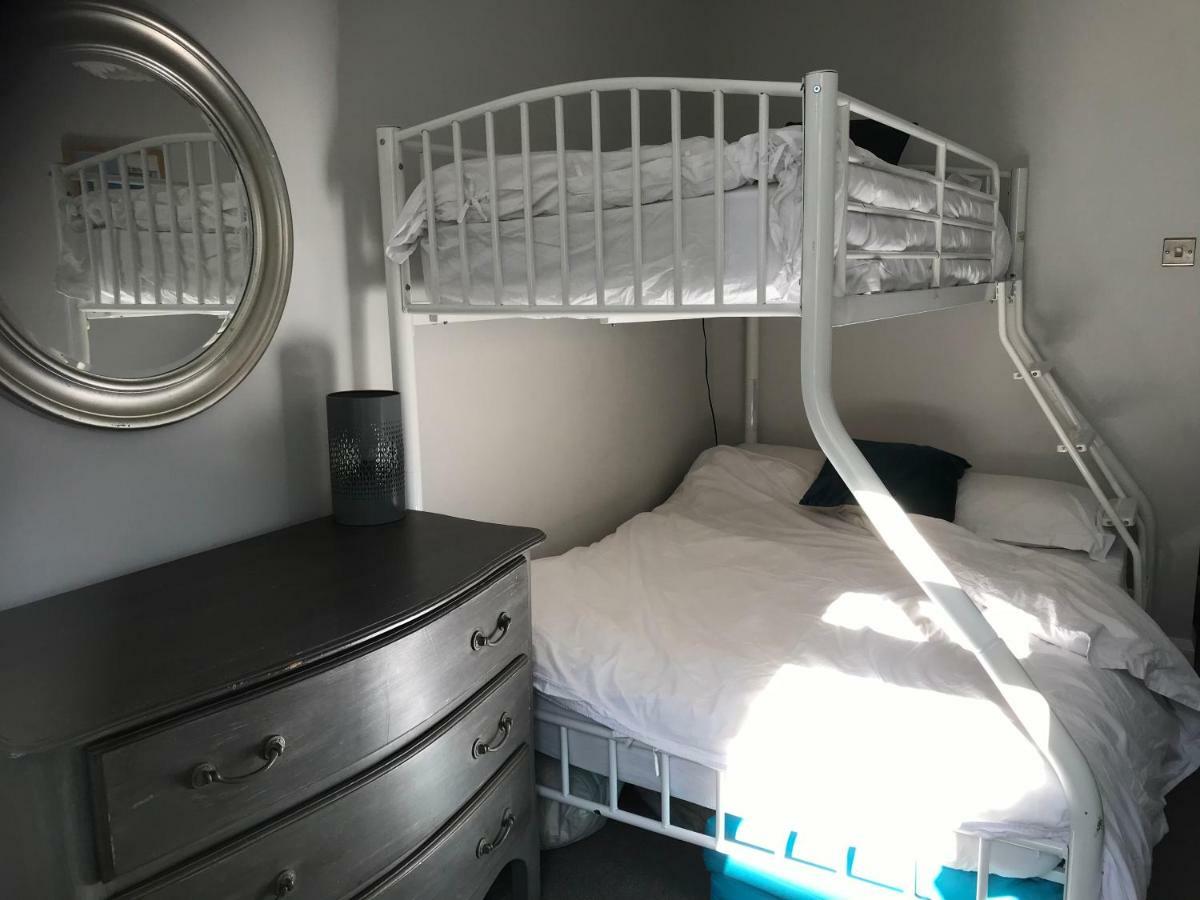 Wight View, Flat 2 Rosslyn House Daire Swanage Dış mekan fotoğraf